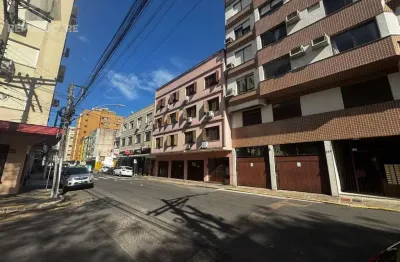 Apartamento à venda no centro histórico - 59m² com 3 dormitórios/quartos disponíveis.