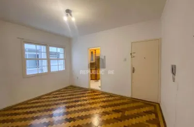 Apartamento para aluguel no centro histórico - 60m² com 2 dormitórios/quartos