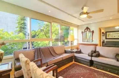 Apartamento à venda no moinhos de vento com 3 dormitórios/quartos e 173 m² úteis