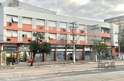 Apartamento à venda no bairro praia de belas com 70 m² e 2 dormitórios/quartos.