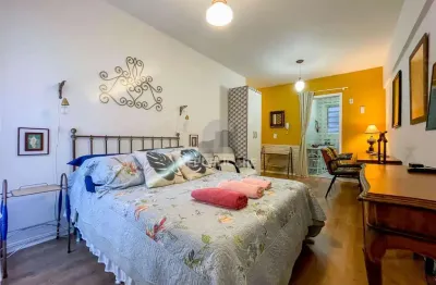 Apartamento para alugar no centro histórico com 32 m² e 1 dormitório/quartos disponíveis.