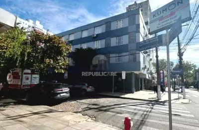 Apartamento à venda no menino deus com 1 dormitório e 37 m² de área útil
