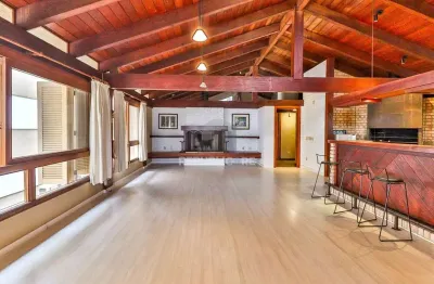 Cobertura à venda no bairro petrópolis com 341 m² e 4 dormitórios/quartos disponíveis.