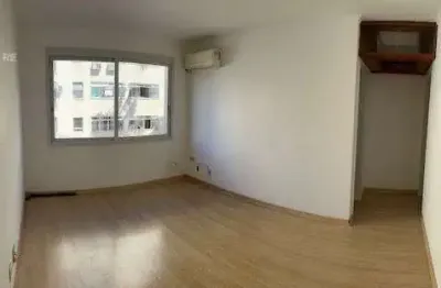 Apartamento à venda no bairro auxiliadora, 44 m² e 1 dormitório/quarto disponível.