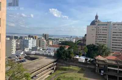 Apartamento à venda no centro histórico com 133 m² e 4 dormitórios/quartos disponíveis