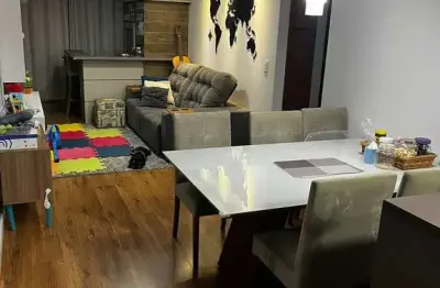 Apartamento à venda com 74 m² e 2 dormitórios/quartos no bairro petrópolis