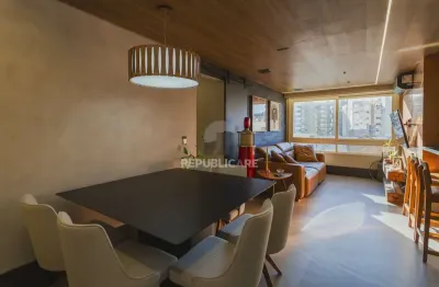 Apartamento à venda no bairro cidade baixa com 80 m² e 3 dormitórios/quartos.