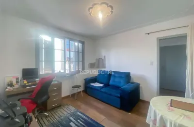 Apartamento à venda no bairro azenha com 44 m² e 1 dormitório/quarto disponível!