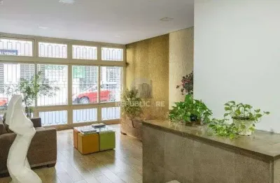 Apartamento à venda no centro histórico com 35 m² e 1 dormitório/quartos disponíveis.