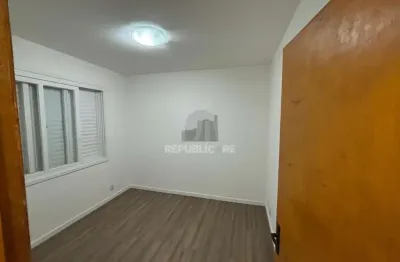 Apartamento à venda no centro histórico com 1 dormitório e 32 m² de área útil