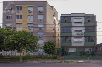 Apartamento à venda com 69m² e 2 dormitórios no bairro farroupilha. confira!