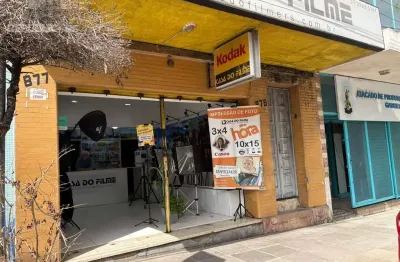 Edifício à venda no centro histórico com área útil de 480 m² disponível para compra