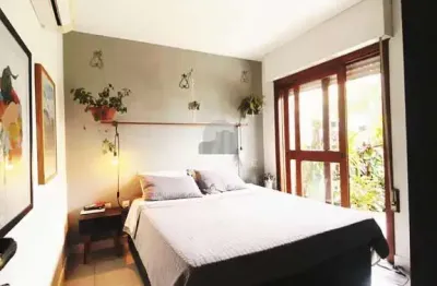 Cobertura à venda no bairro petrópolis com 55 m² e 1 dormitório/quarto disponível.