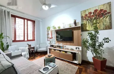 Apartamento à venda na cidade baixa com 78 m² e 3 dormitórios/quartos disponíveis.