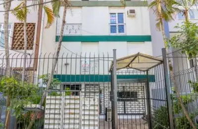 Apartamento à venda na cidade baixa com 1 dormitório e 43 m² de área útil.