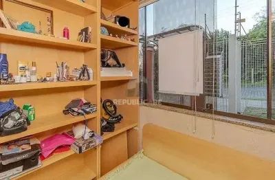 Apartamento à venda no jardim leopoldina com 42 m² e 1 dormitório/quarto disponível.