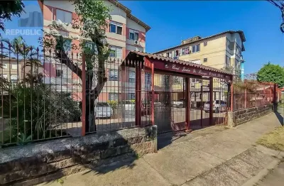 Apartamento à venda no bairro rubem berta com 33 m² e 1 dormitório/quarto disponível.