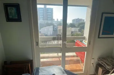 Apartamento à venda no bairro rio branco com 42 m² e 1 dormitório/quarto disponível.