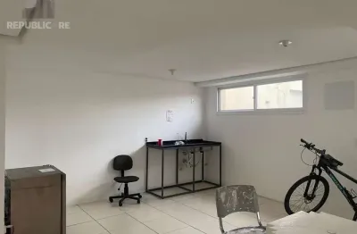 Apartamento à venda no bairro cavalhada - 42m² e 1 dormitório/quarto disponível