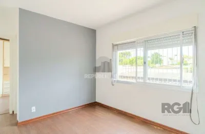 Apartamento à venda em camaquã com 1 dormitório e 37 m² de área útil disponível.