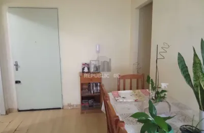 Apartamento à venda com 2 dormitórios no bairro cavalhada, área de 46 m² disponível.