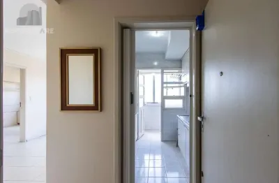 Apartamento à venda no bairro Cavalhada, 40m² com 1 dormitório/quarto disponível.