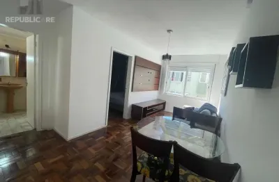 Apartamento para alugar no centro histórico com 42 m² e 1 dormitório/quarto.