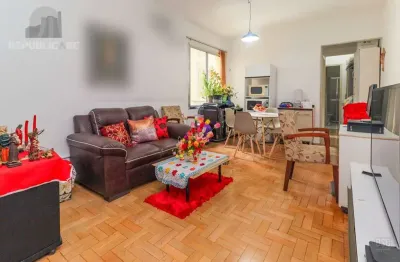 Apartamento à venda no centro histórico, 53 m² com 1 dormitórios/quartos disponíveis.