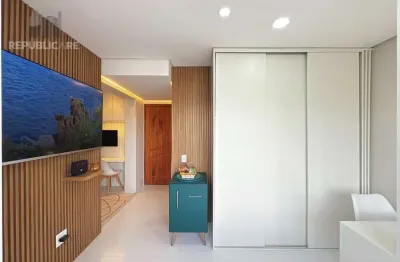 Apartamento à venda na cidade baixa com 26 m² e 1 dormitório/quarto disponível.