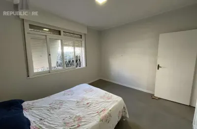 Apartamento à venda no bairro farroupilha com 65 m² e 2 dormitórios/quartos disponíveis.
