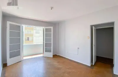 Apartamento para aluguel na cidade baixa com 90 m² e 3 dormitórios/quartos disponíveis.