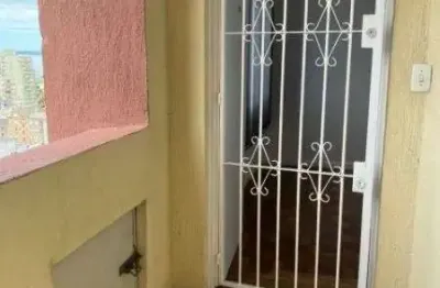 Apartamento à venda no centro histórico com 36m² e 1 dormitório/quartos disponíveis.