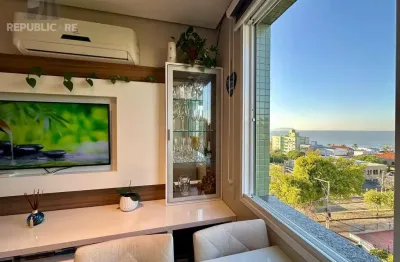 Apartamento à venda no centro com 42 m² e 1 dormitório/quarto disponível.