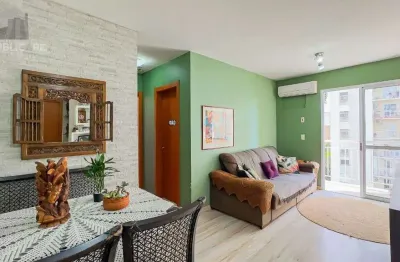 Apartamento à venda no Jardim Carvalho com 61 m² e 2 dormitórios/quartos disponíveis.