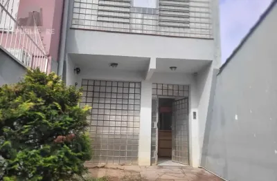 Casa residencial à venda no bairro menino deus com 100 m² e 3 quartos/dormitórios.