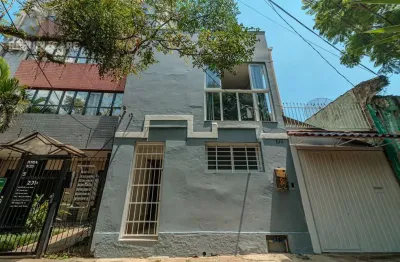 Casa residencial à venda no menino deus com 177 m² e 3 dormitórios/quartos.