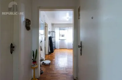 Apartamento à venda no bairro menino deus com 78m² e 3 dormitórios/quartos disponíveis.