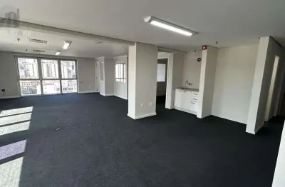 Escritório à venda no centro histórico com área de 124m² - oportunidade imperdível!