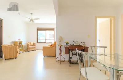 Apartamento à venda no menino deus com 67 m² e 2 dormitórios/quartos disponíveis.