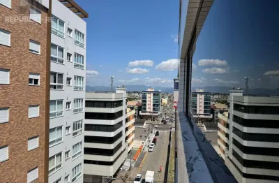 Apartamento à venda no centro, 88 m², 3 dormitórios/quartos disponíveis.