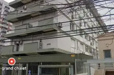 Apartamento à venda no menino deus com 66 m² e 2 dormitórios/quartos disponíveis.