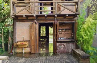 Sobrado à venda no alto arroio com 50m² e 1 dormitório/quarto disponível.