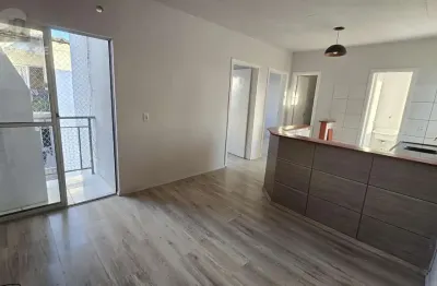 Apartamento à venda no bairro Restinga com 2 dormitórios/quartos e 45 m².
