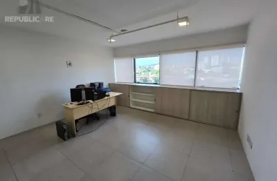Escritório à venda no bairro cristal com 25m² de área útil disponível para aquisição