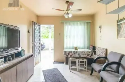 Casa de condomínio à venda no bairro coronel aparício borges com 50m² e 2 dormitórios/quartos.