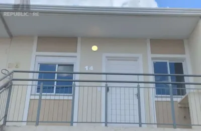 Casa residencial à venda no bairro restinga com 37 m² e 2 dormitórios/quartos.