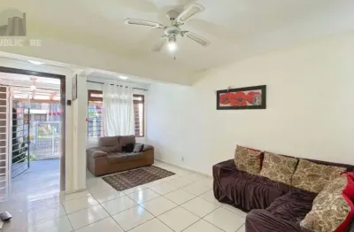 Casa residencial à venda no guarujá - 2 dormitórios e 147 m² de área útil.