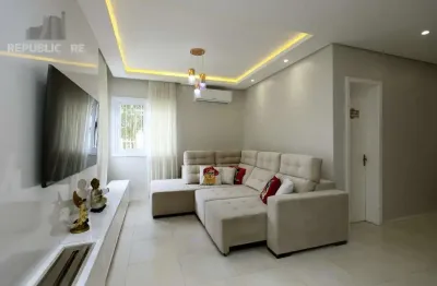 Casa de condomínio à venda no bairro Lomba do Pinheiro com 175 m² e 3 dormitórios/quartos