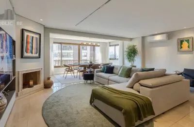 Apartamento à venda no bairro Bela Vista com 3 dormitórios e 168 m² de área útil