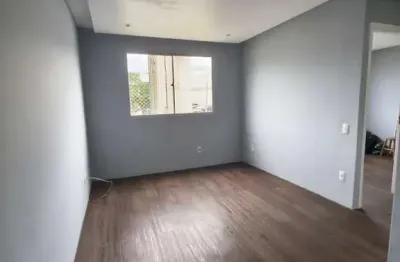 Apartamento à venda no bairro Mário Quintana com 40 m² e 2 dormitórios/quartos.